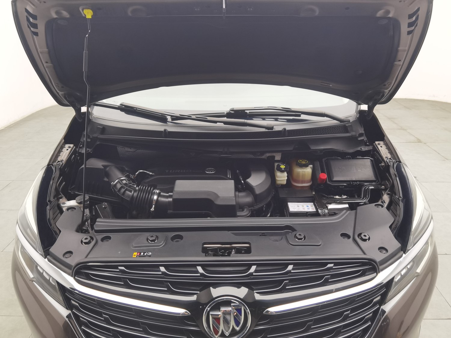 Used Buick GL8 2022 2.0 AT