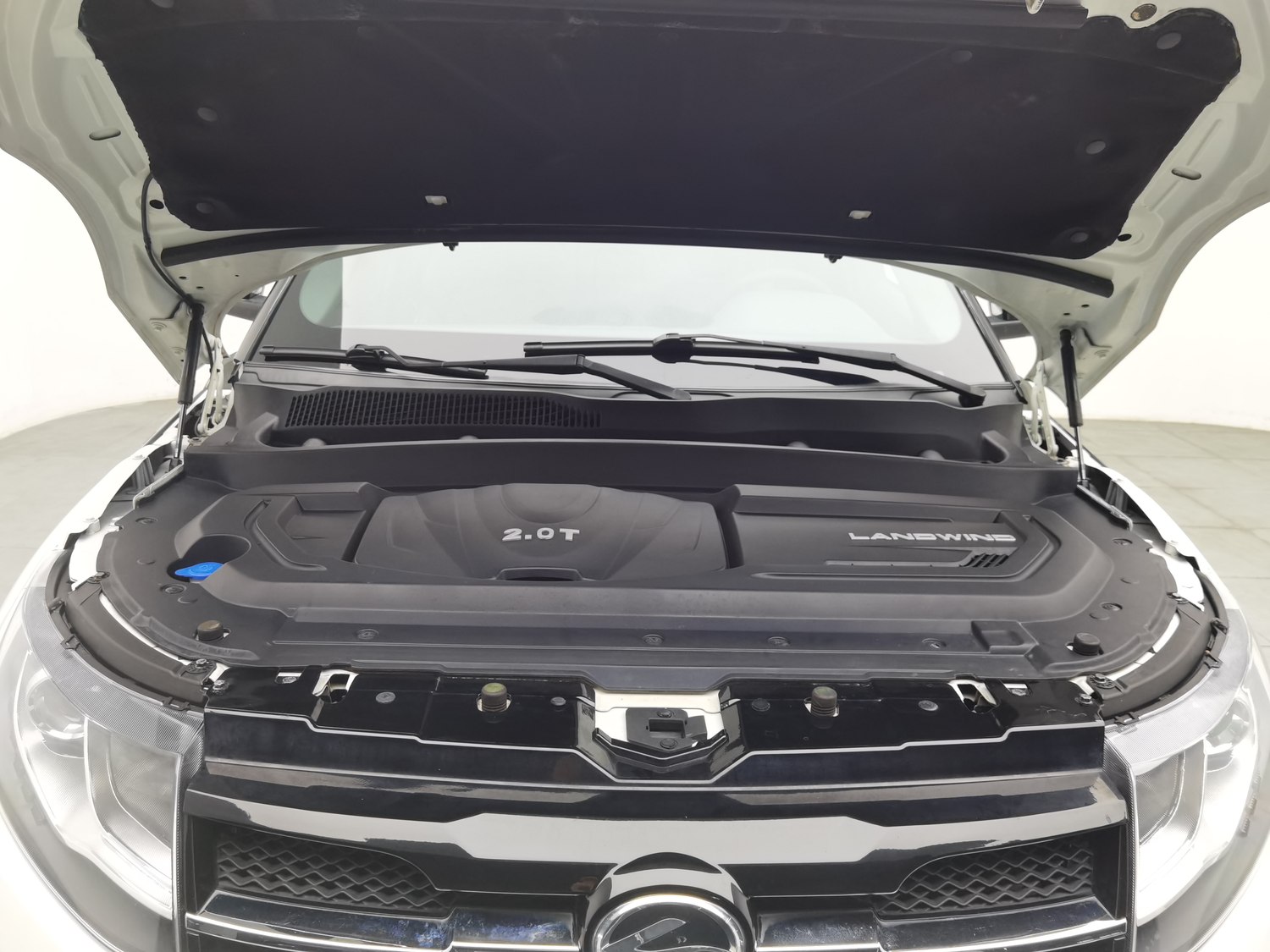 Used LuFeng X7 2015 2.0 AT