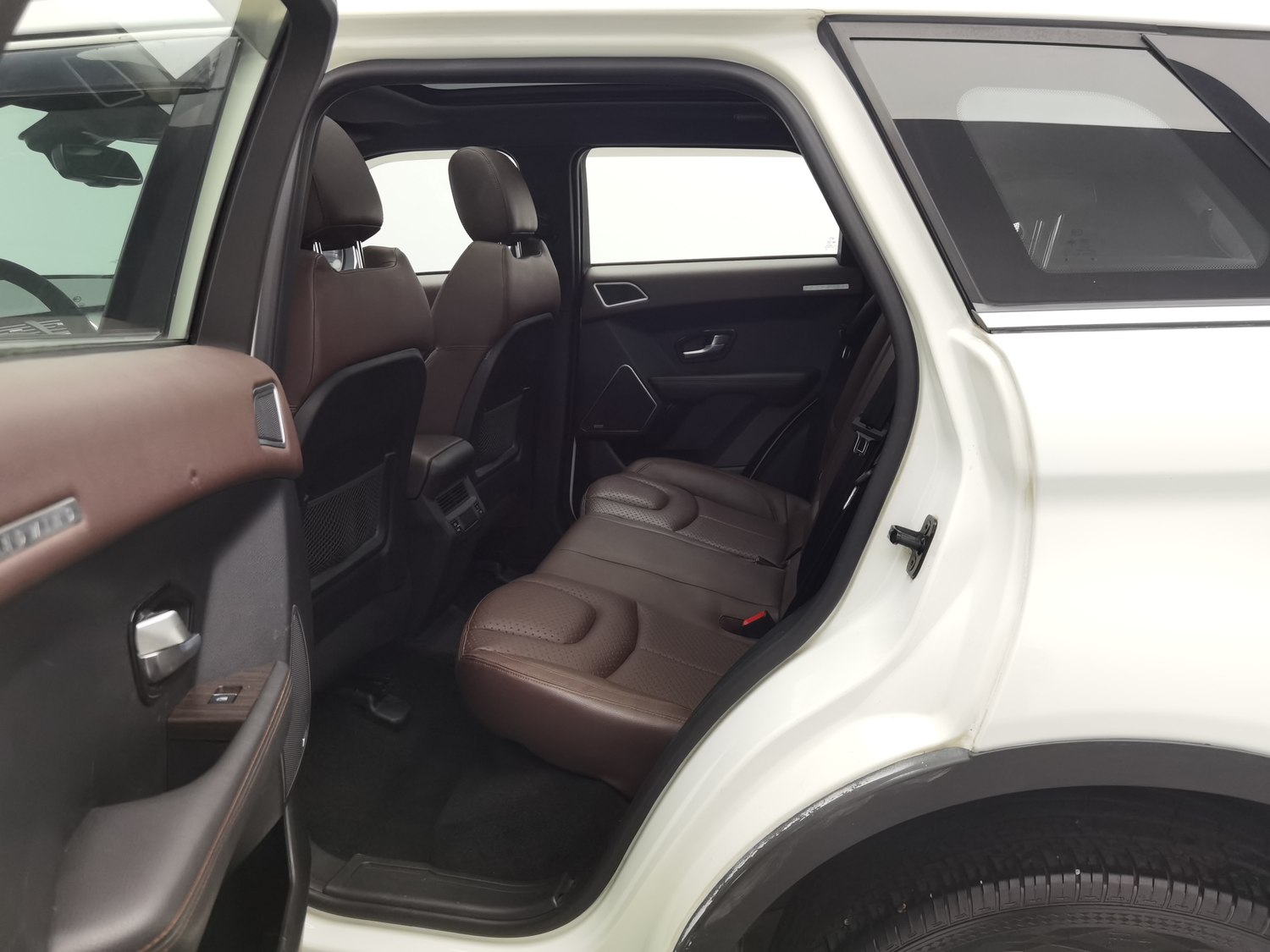 Used LuFeng X7 2015 2.0 AT