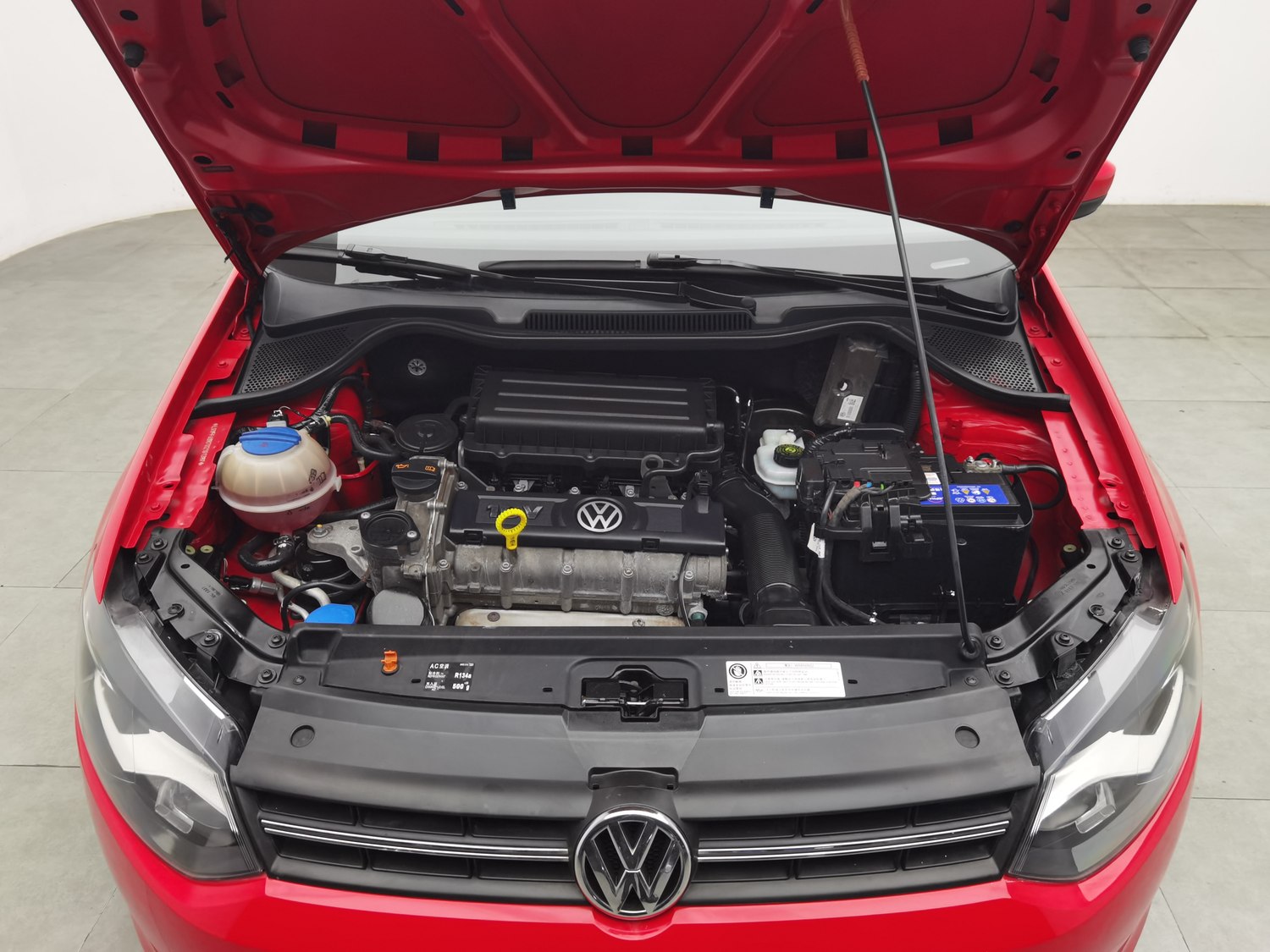 Used Volkswagen Polo 2013 1.6 AT