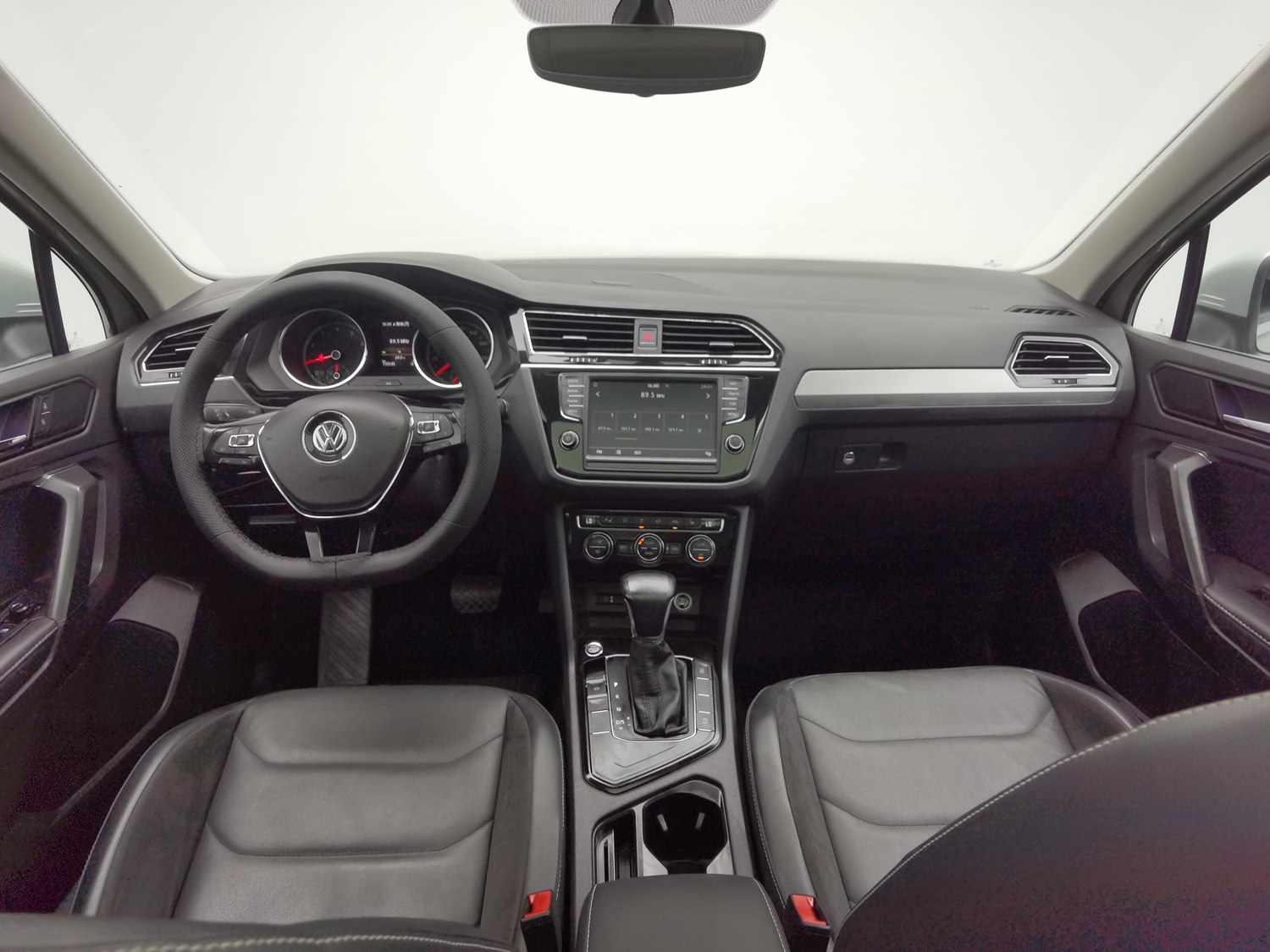 Used Volkswagen Tiguan L 2017 1.8 AT