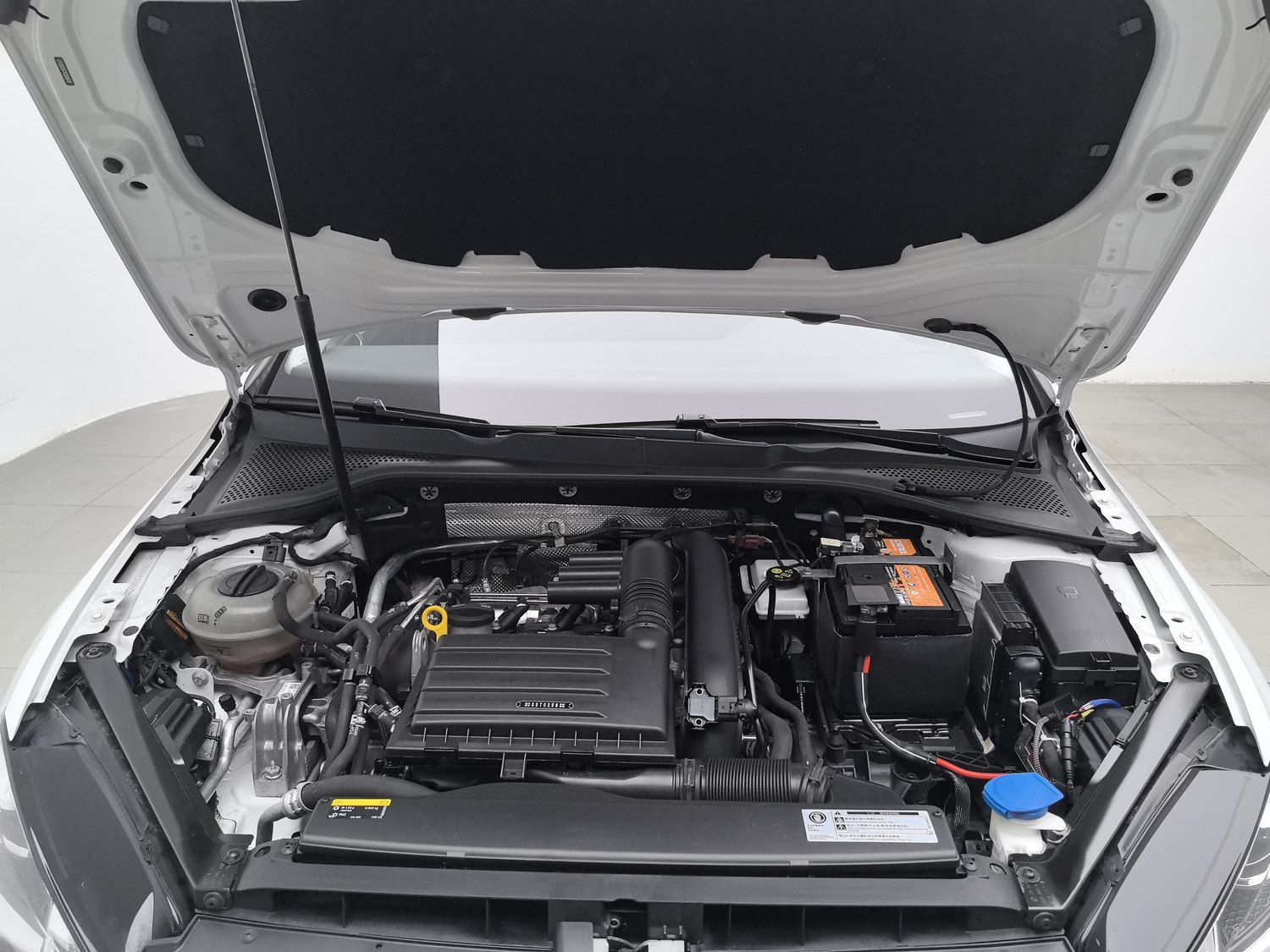 Used Volkswagen Golf 2019 1.4 AT