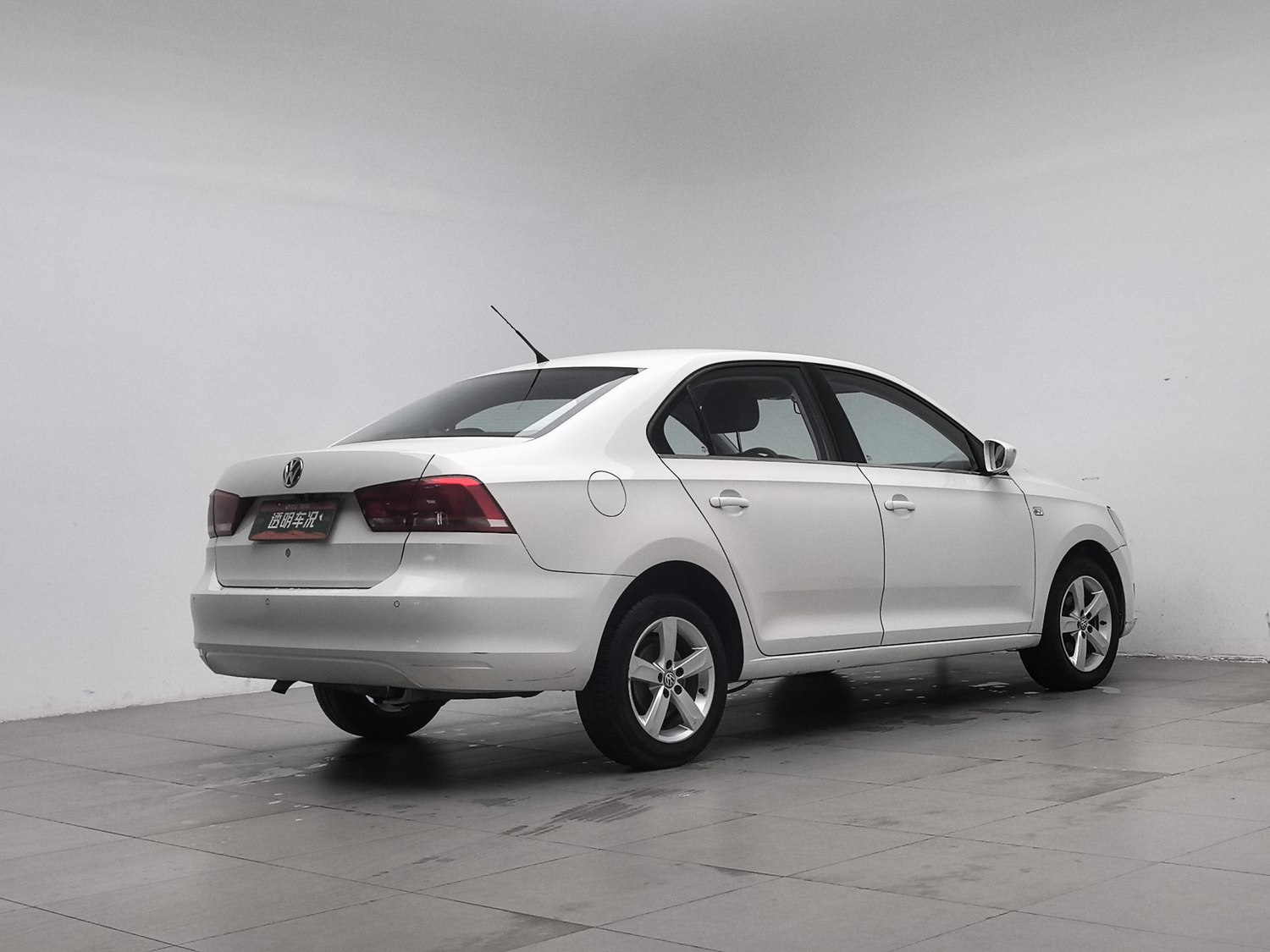 Used Volkswagen Santana 2015 1.6 AT