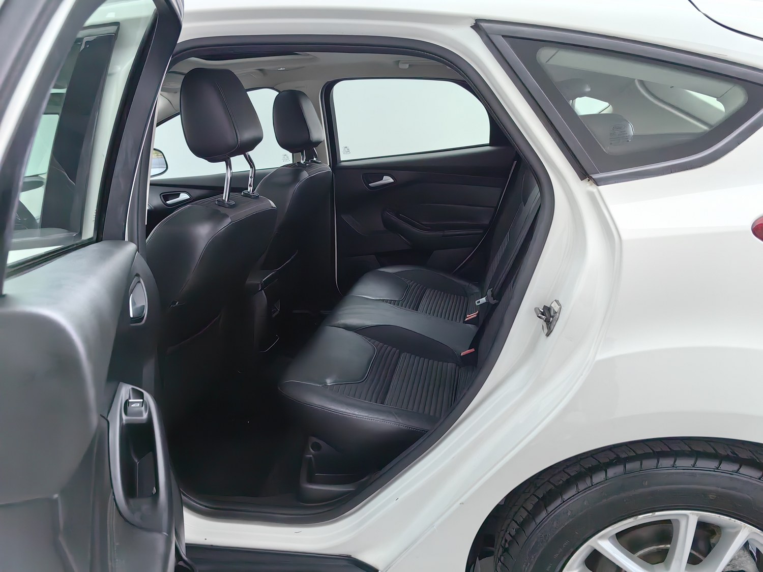 Used Ford Focus 2015 1.0 AT