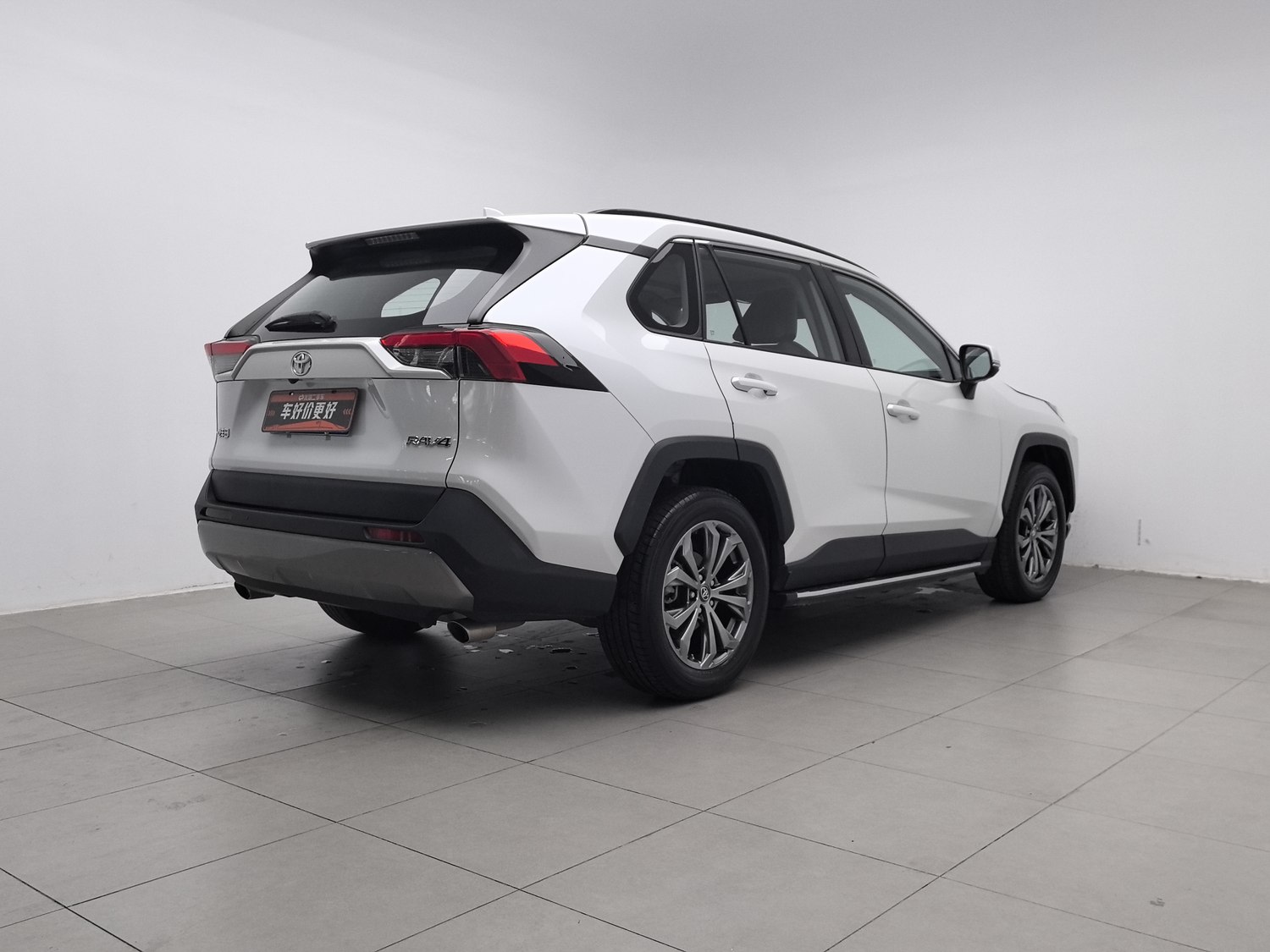 Used Toyota RAV4 2023 2.0 AT