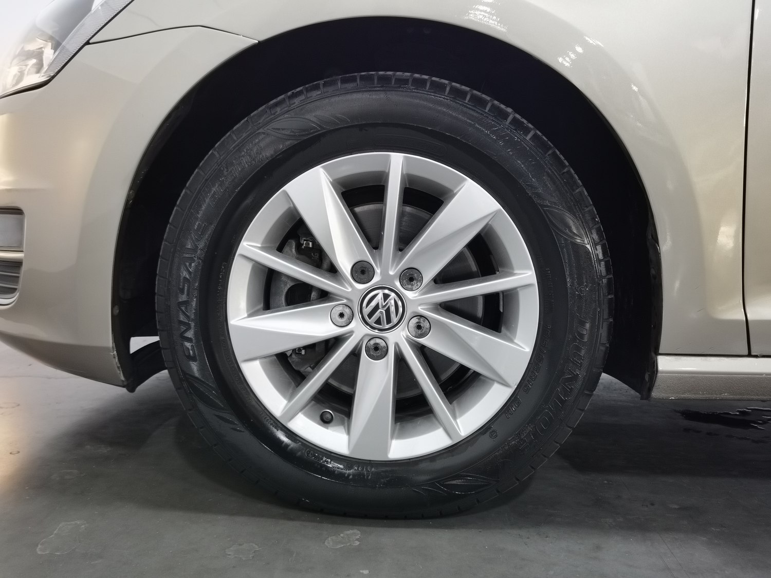 Used Volkswagen Golf 2015 1.6 MT