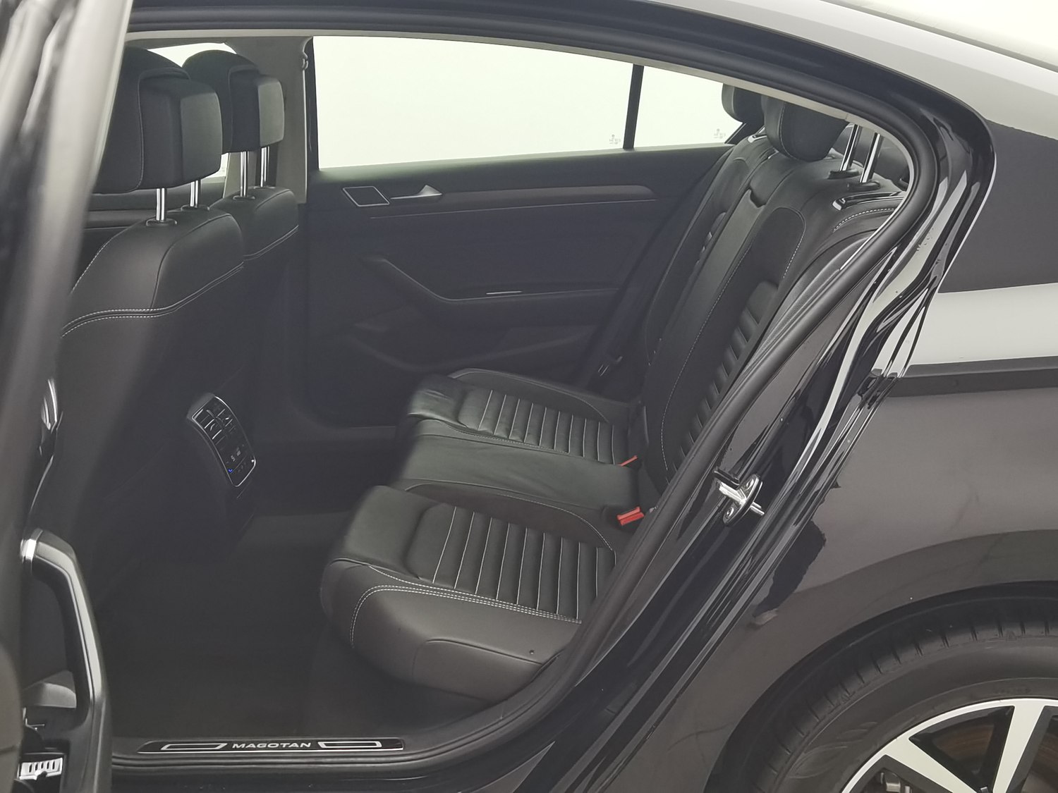 Used Volkswagen Magotan 2020 2.0 AT