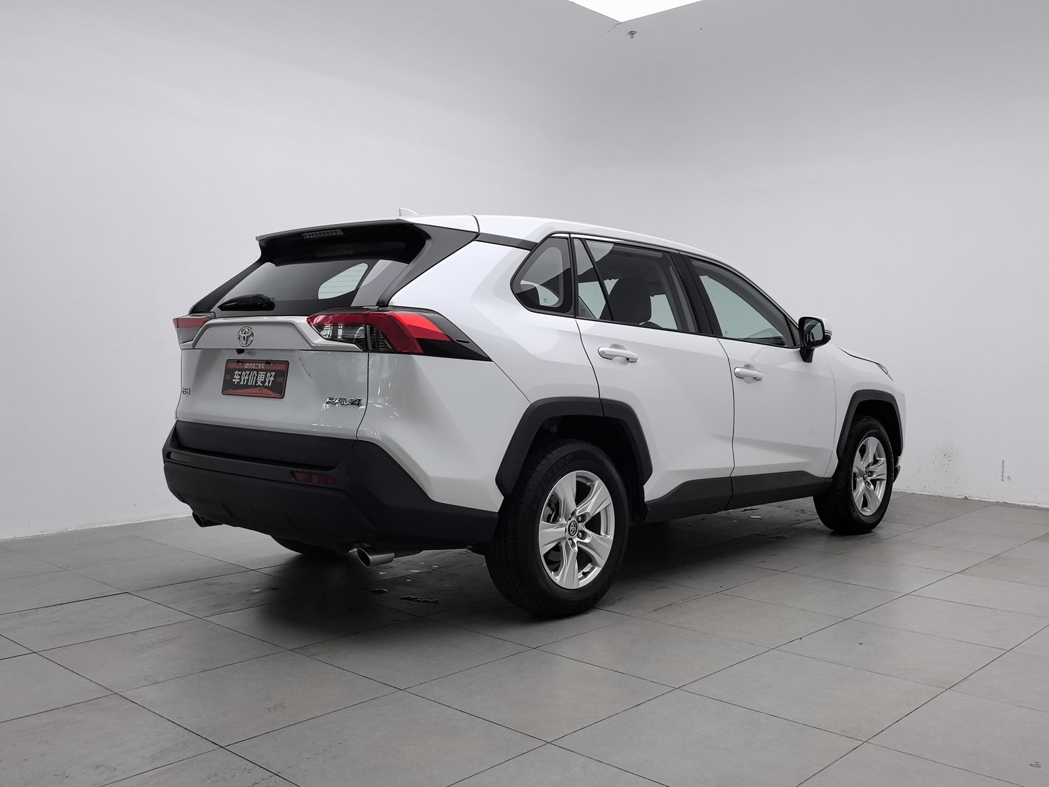Used Toyota RAV4 2024 2.0 AT