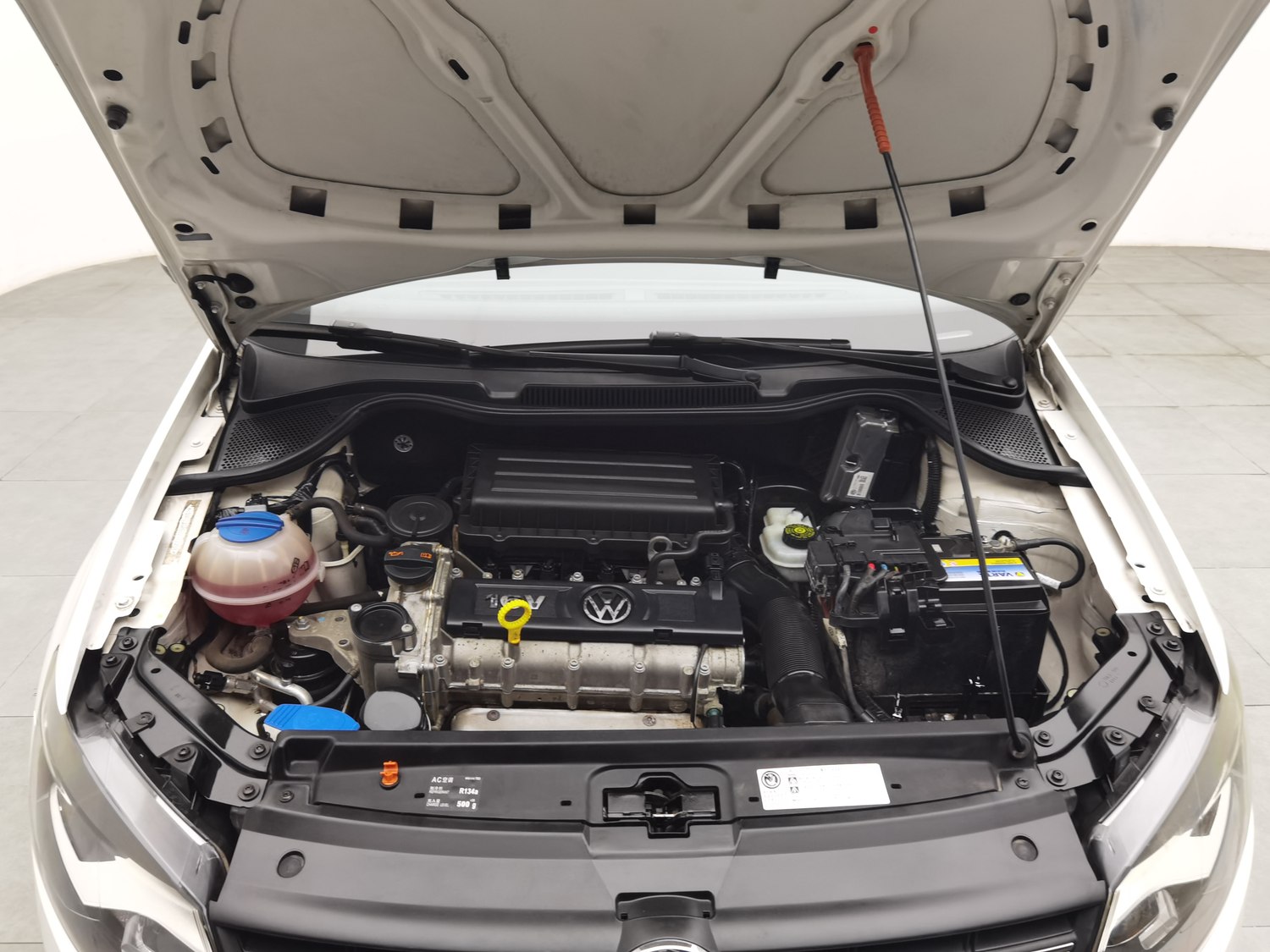 Used Volkswagen Polo 2013 1.6 AT
