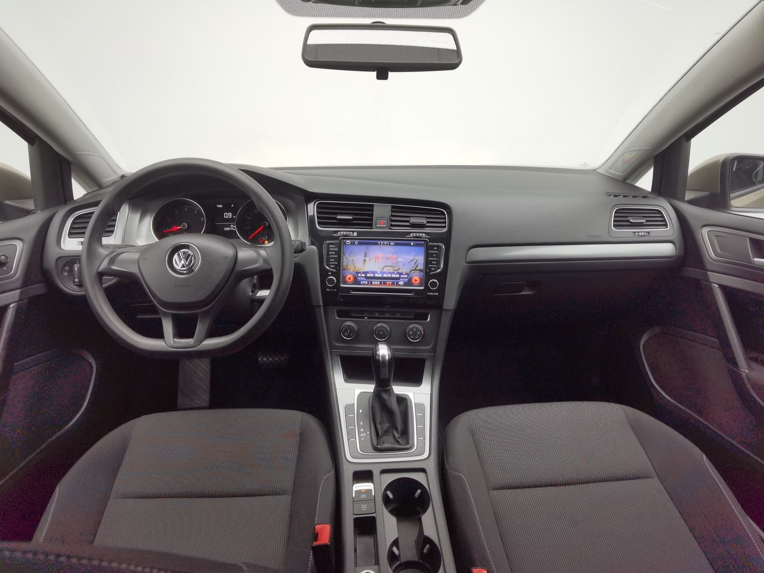 Used Volkswagen Golf 2015 1.6 AT