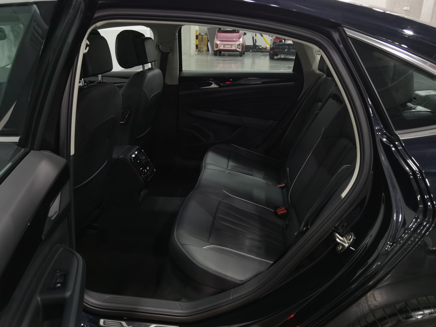Used Volkswagen Passat 2024 2.0 AT