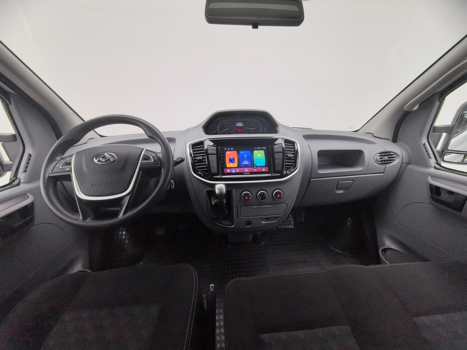 Used SAIC MAXUS V80 2021 2.0 MT