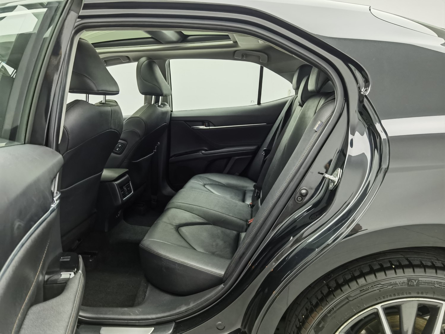 Used Toyota Camry 2021 2.5 AT