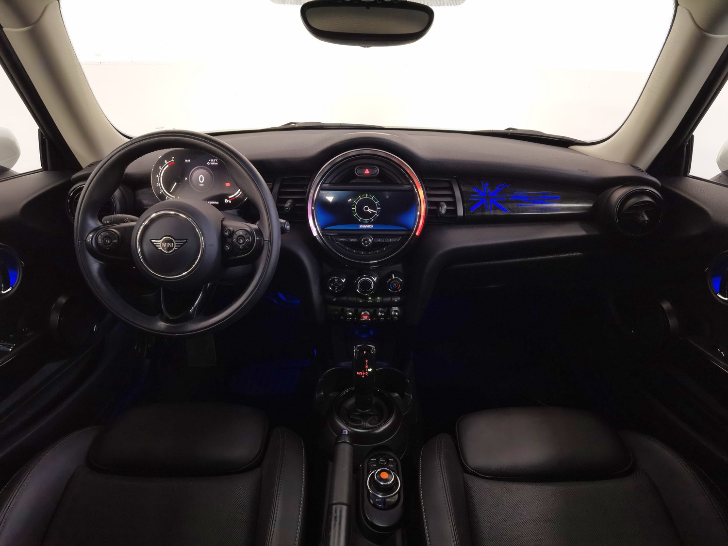 Used MINI MINI 2021 1.5 AT