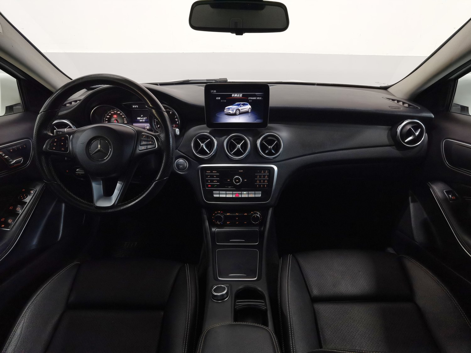 Used Mercedes-Benz GLA 2018 1.6 AT
