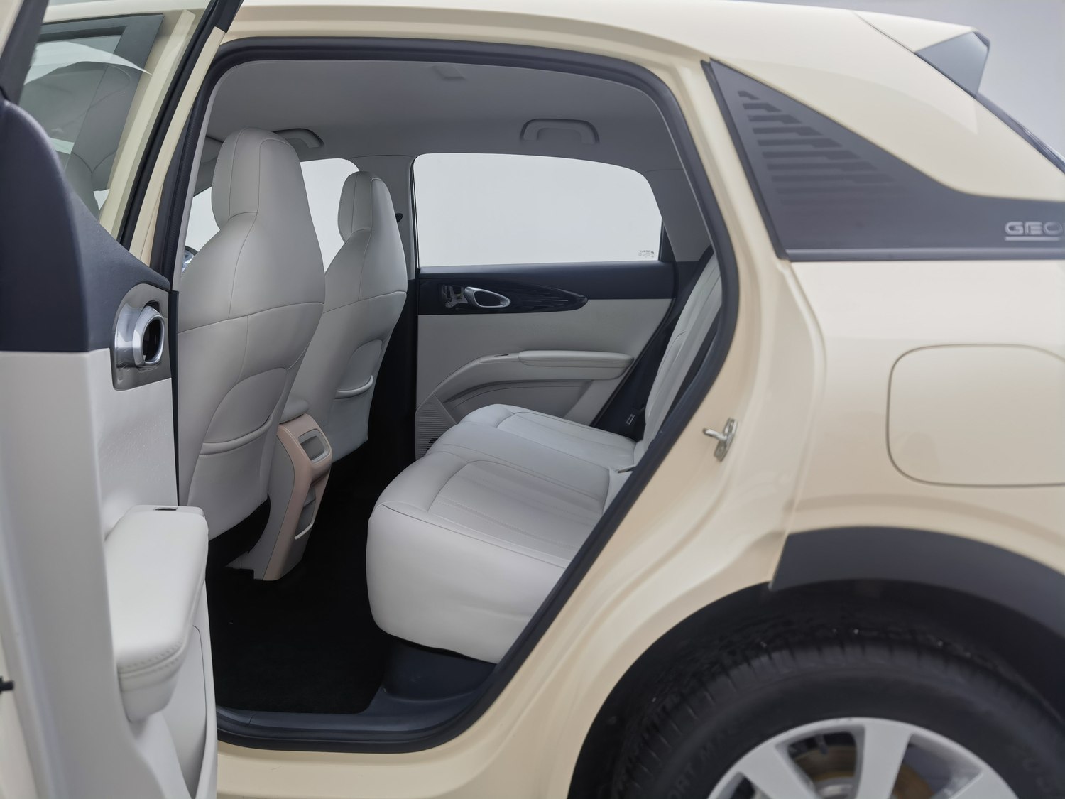 Used Geely Galaxy Xingyuan 2025