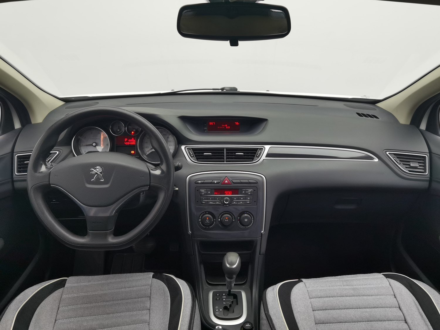 Used Peugeot 308 2014 1.6 AT