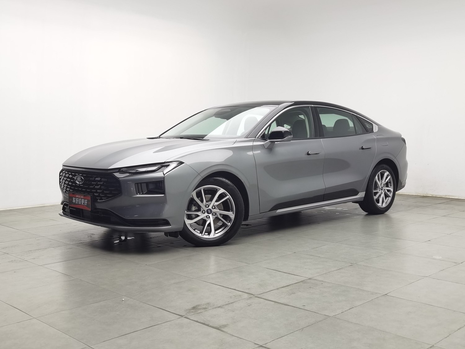 Used Ford Mondeo 2022 2.0 AT