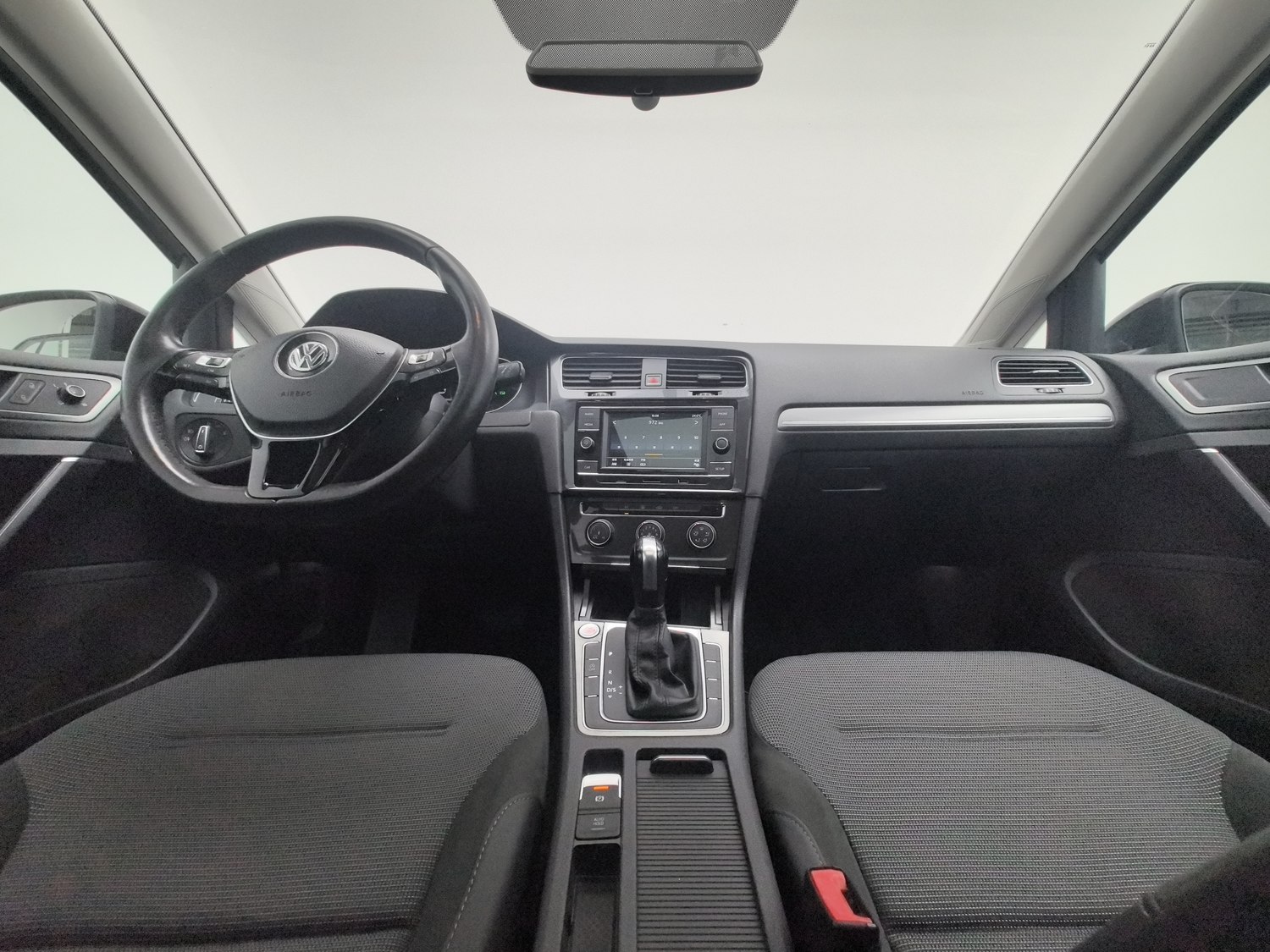 Used Volkswagen Golf 2018 1.4 AT