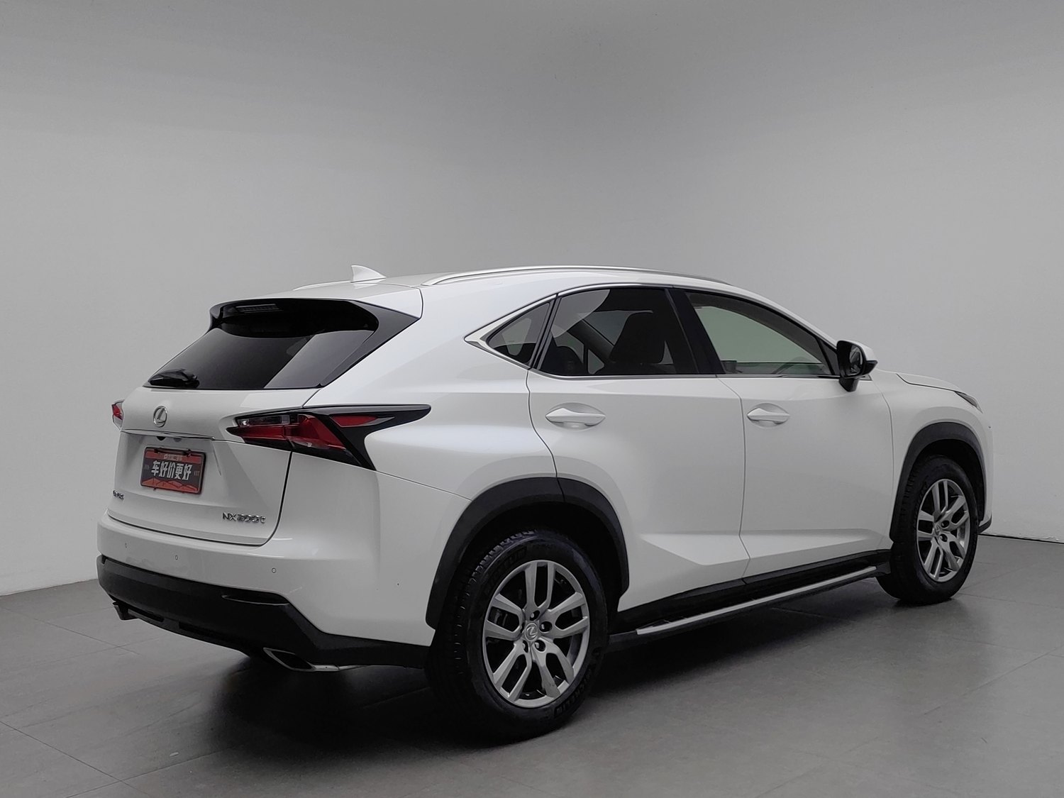 Used LEXUS NX 2015 2.0 AT