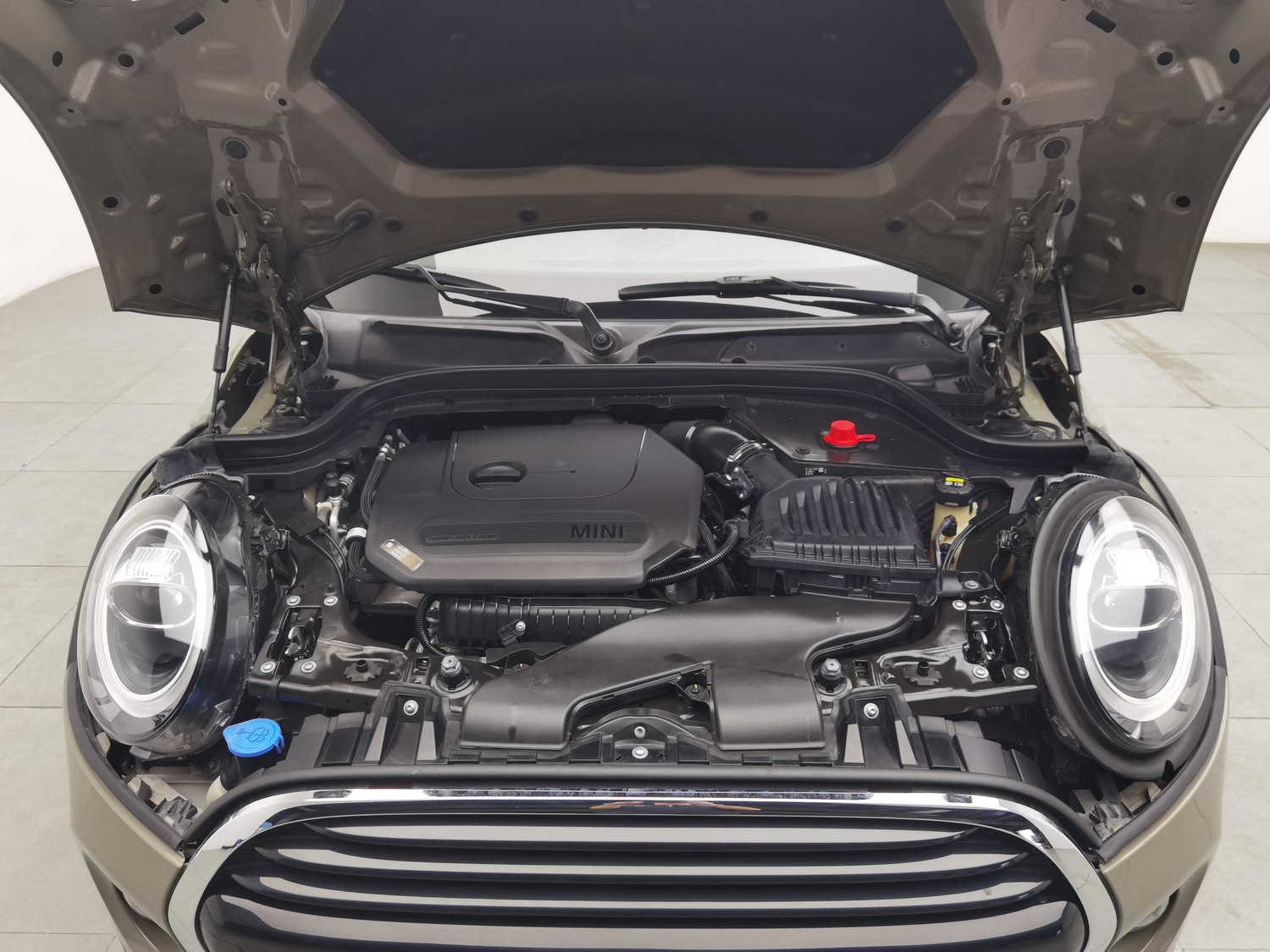 Used MINI MINI 2019 1.5 AT