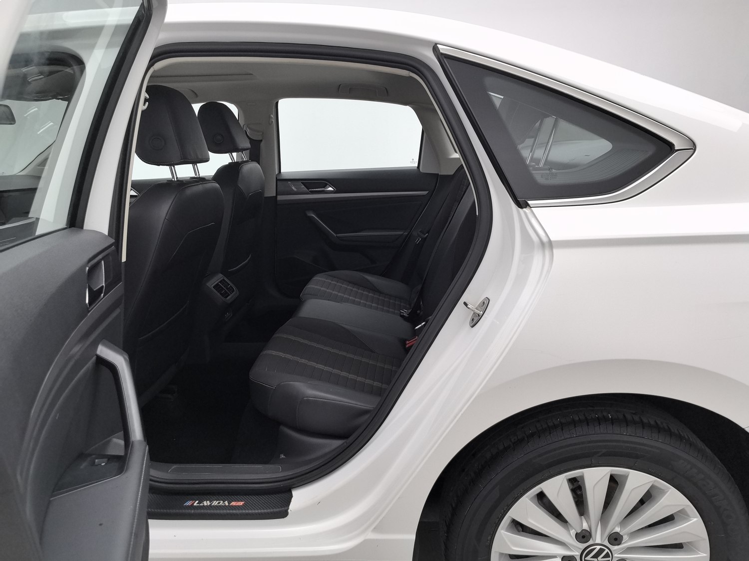 Used Volkswagen Lavida 2021 1.4 AT