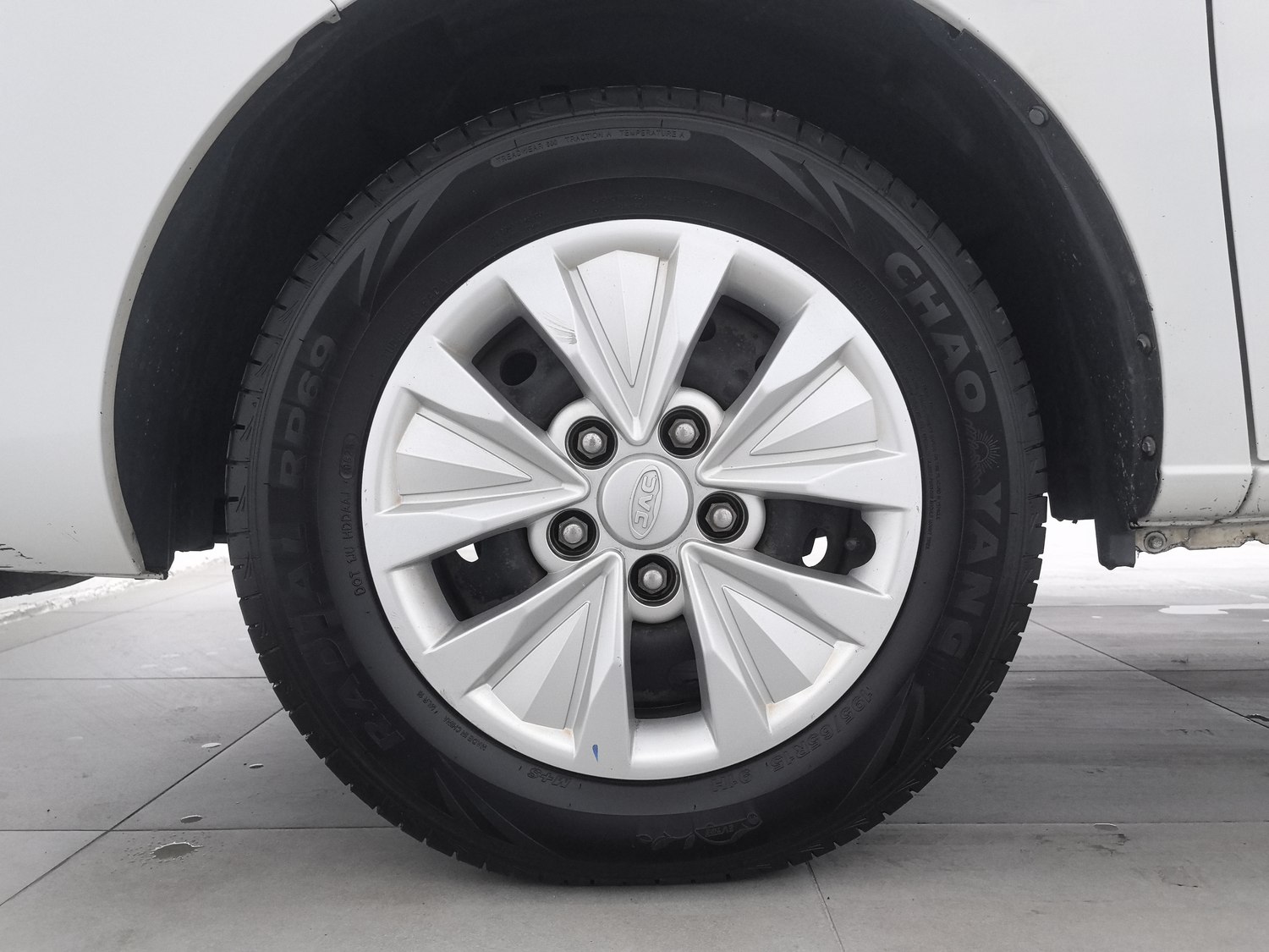 Used JAC Refine M3 2019 1.8 MT
