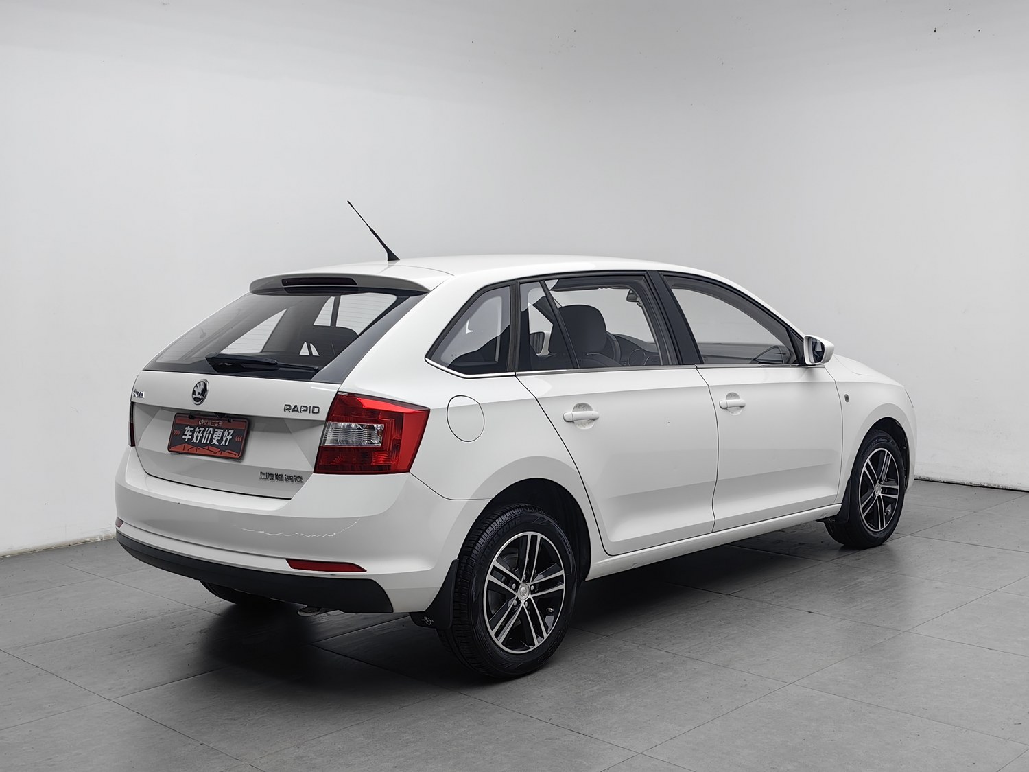 Used Skoda Rapid Spaceback 2016 1.4 MT