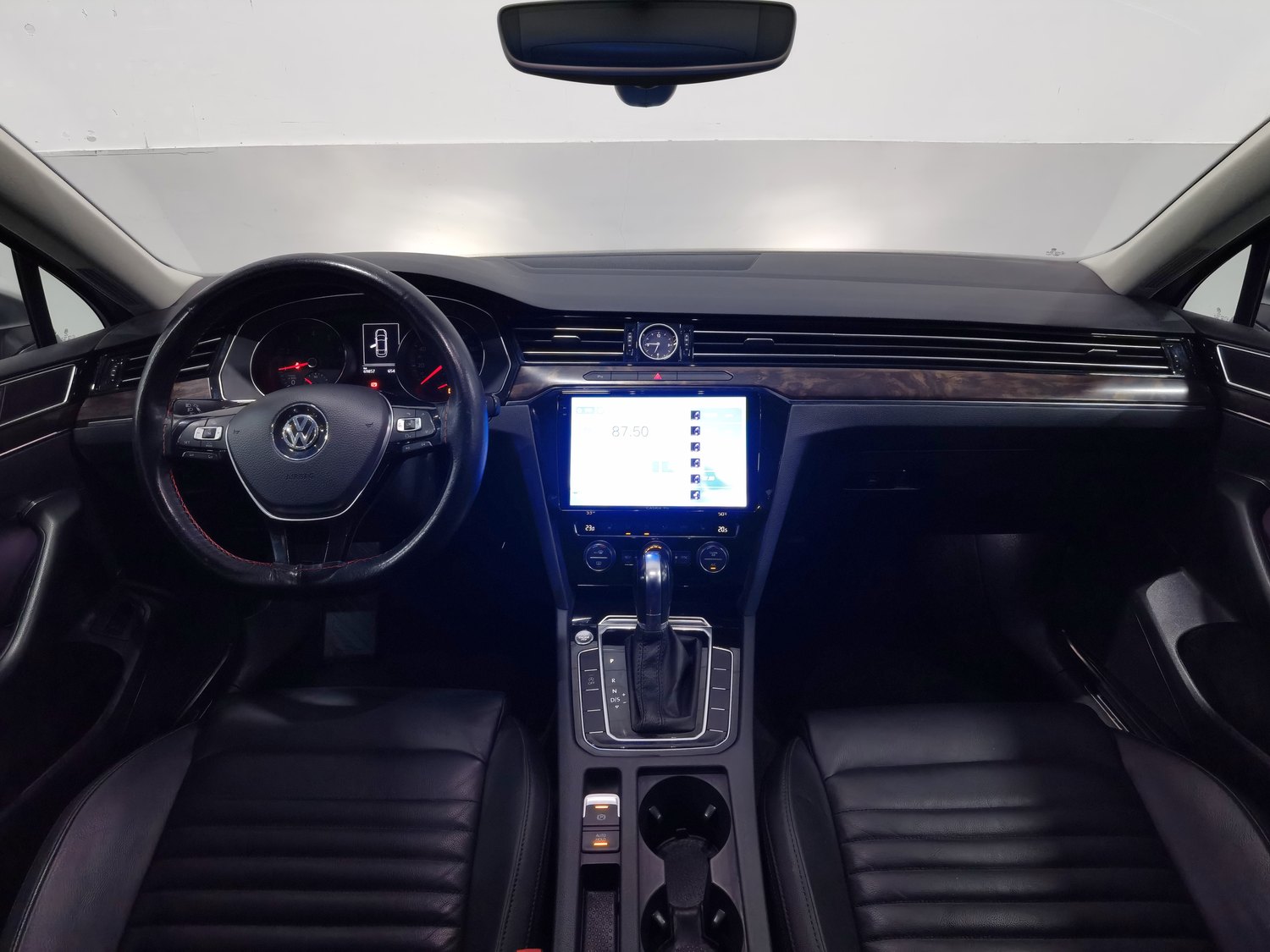 Used Volkswagen Magotan 2018 1.8 AT
