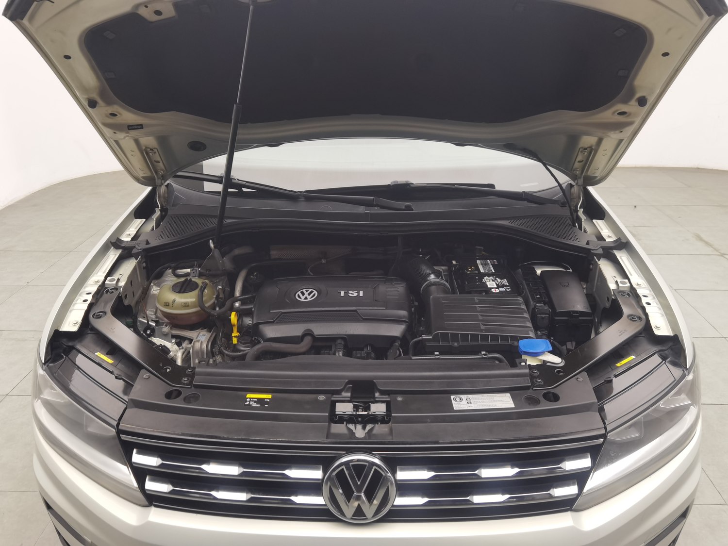 Used Volkswagen Tiguan L 2017 1.8 AT