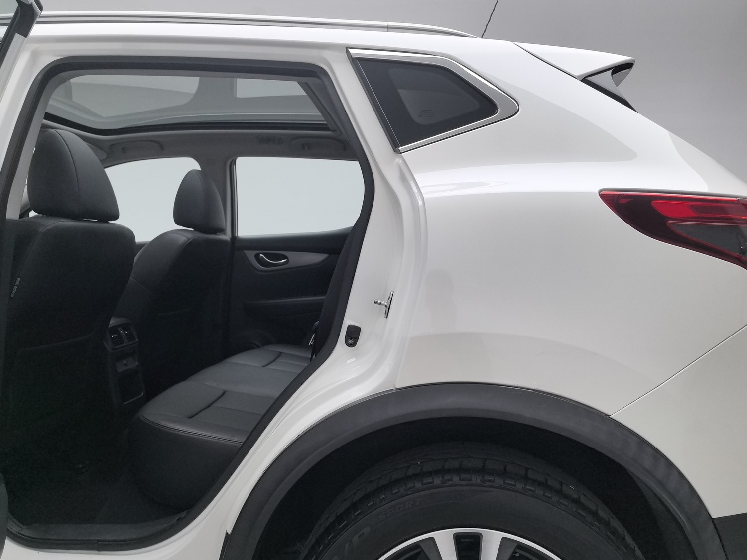Used Nissan Qashqai 2021 2.0 AT