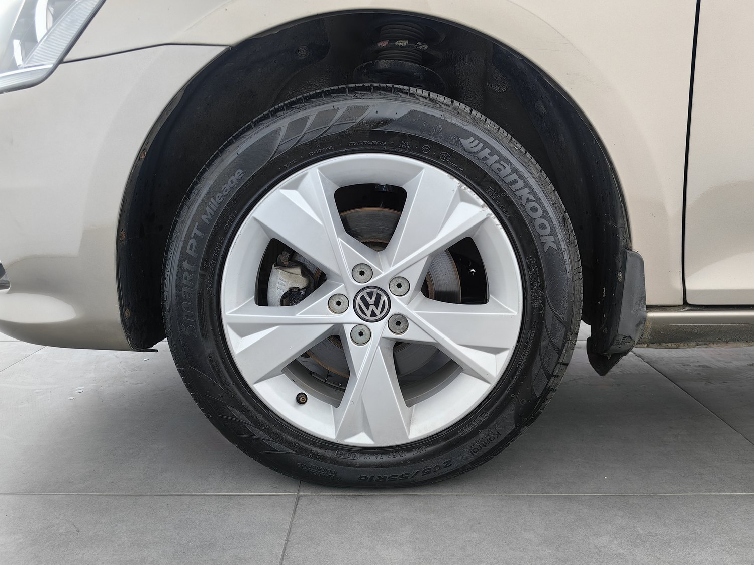 Used Volkswagen Bora 2013 1.6 AT