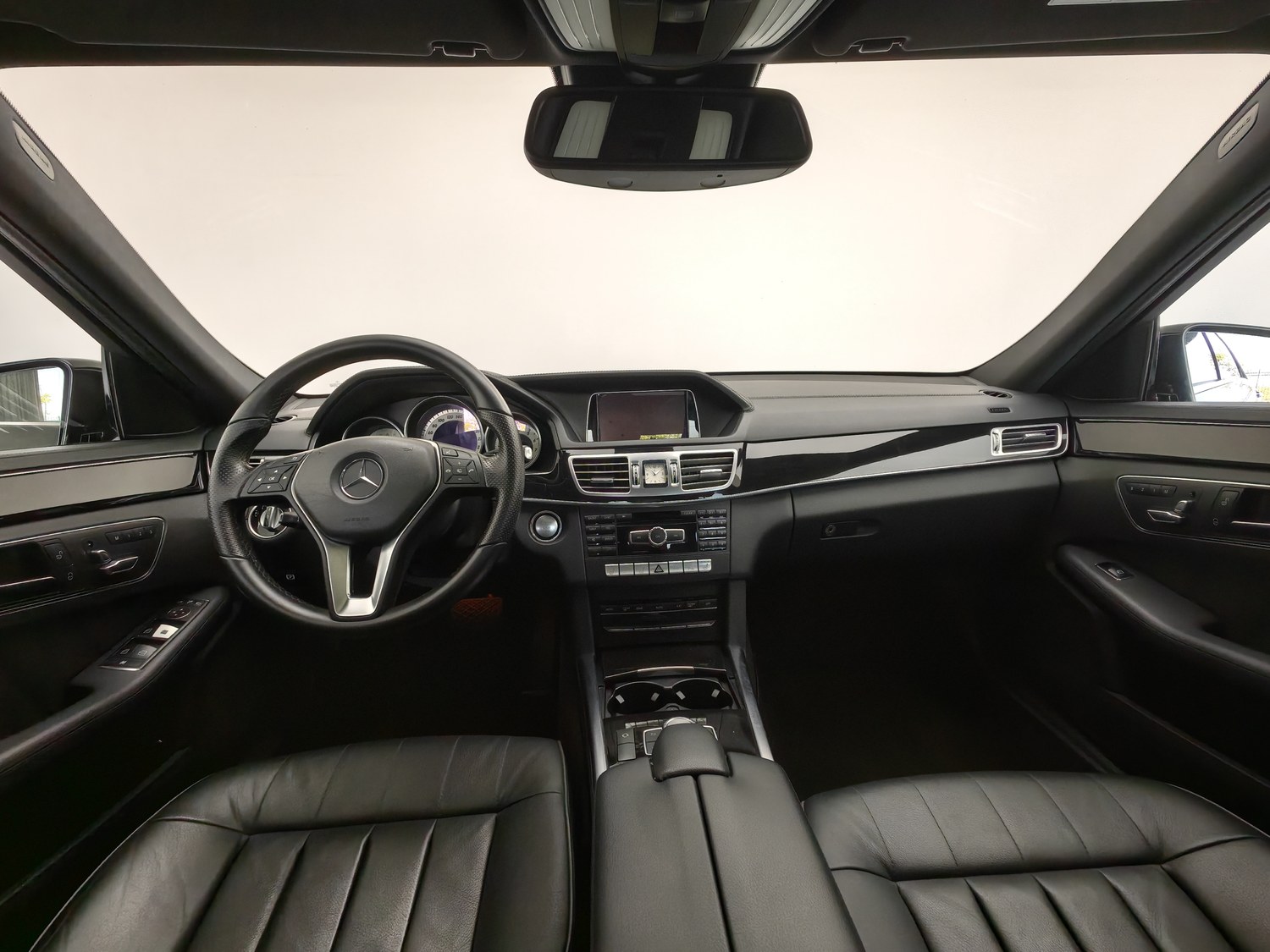 Used Mercedes-Benz E-Class 2015 3.0 AT
