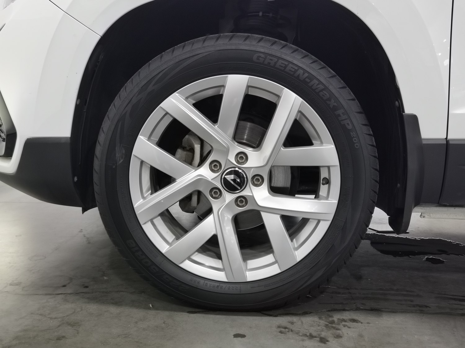 Used Jetta VS5 2024 1.4 AT