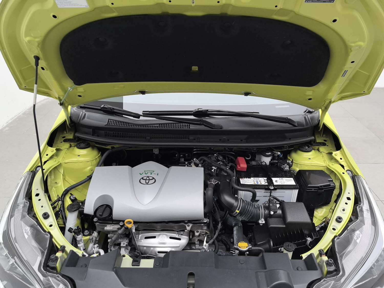 Used Toyota Yaris L 2016 1.5 AT
