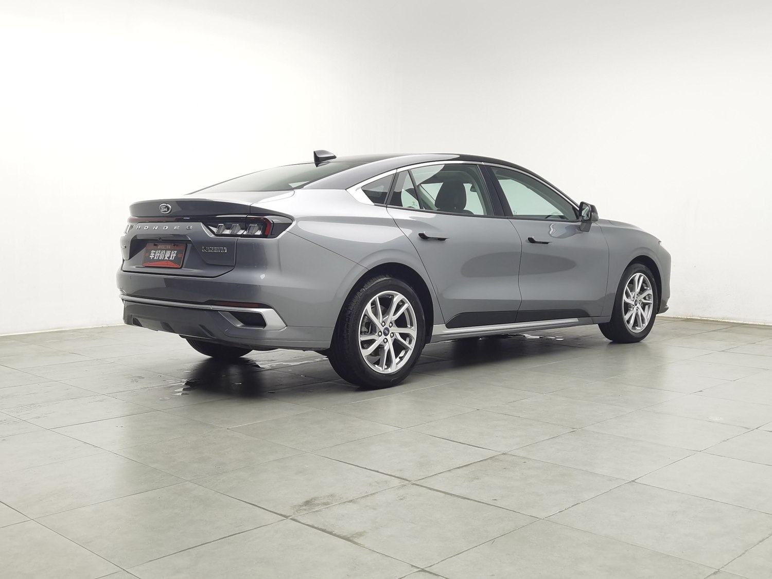 Used Ford Mondeo 2022 2.0 AT