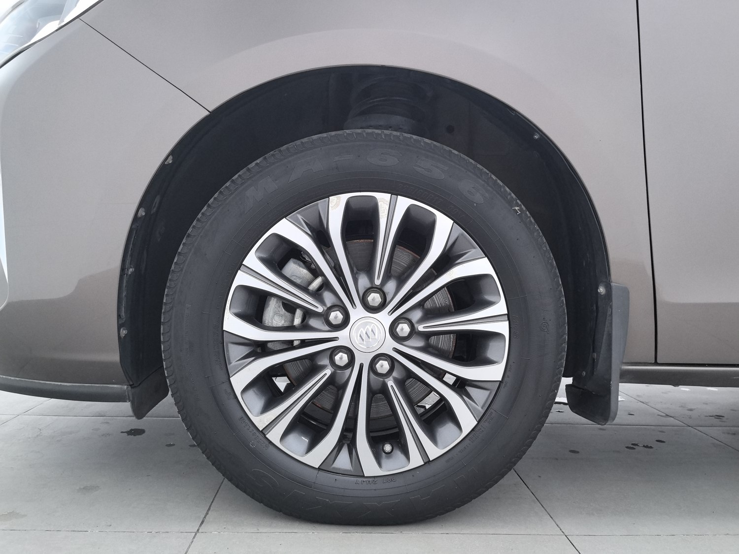 Used Buick GL8 2021 2.0 AT