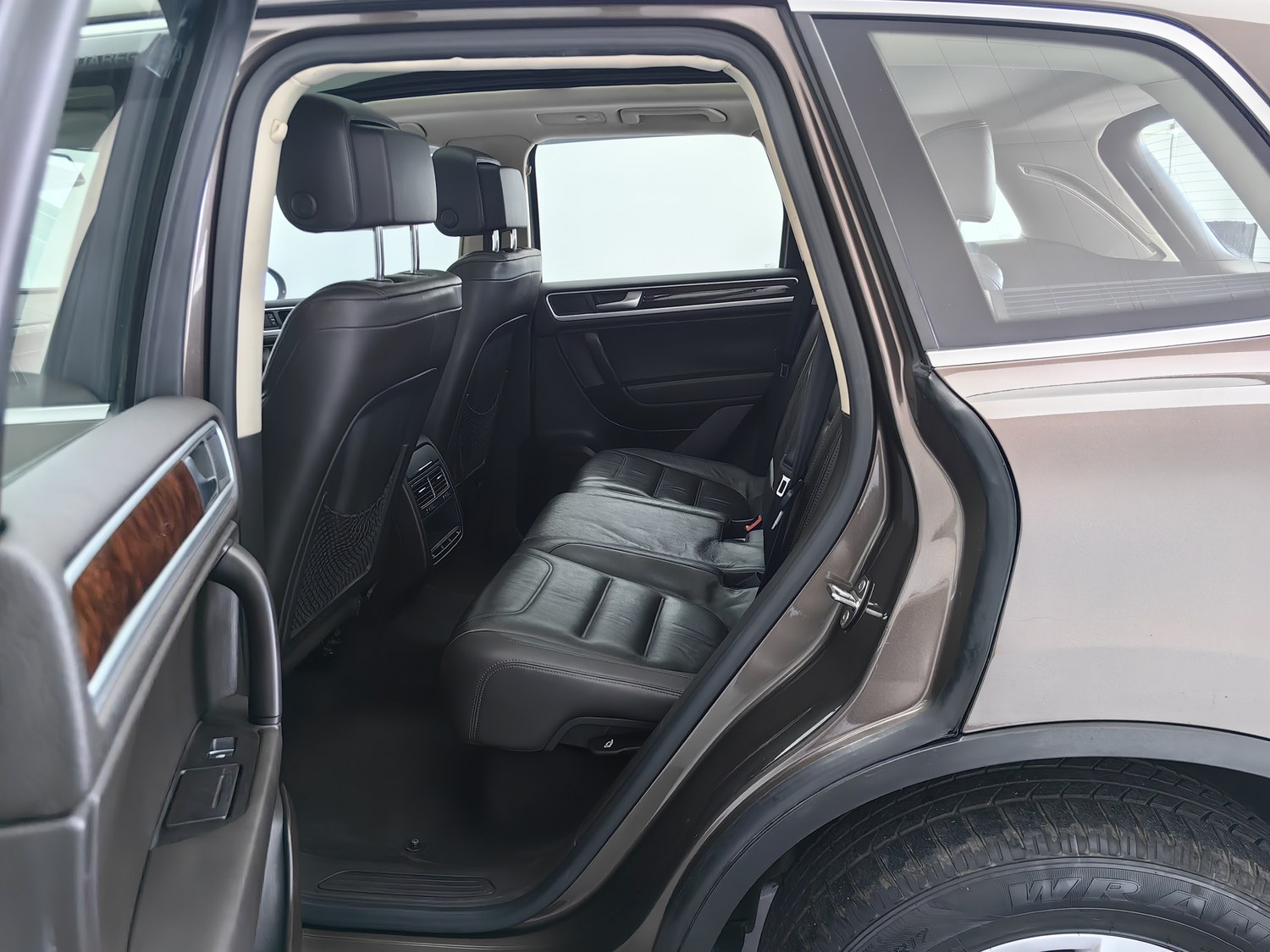 Used Volkswagen Touareg (Imported) 2011 3.0 AT