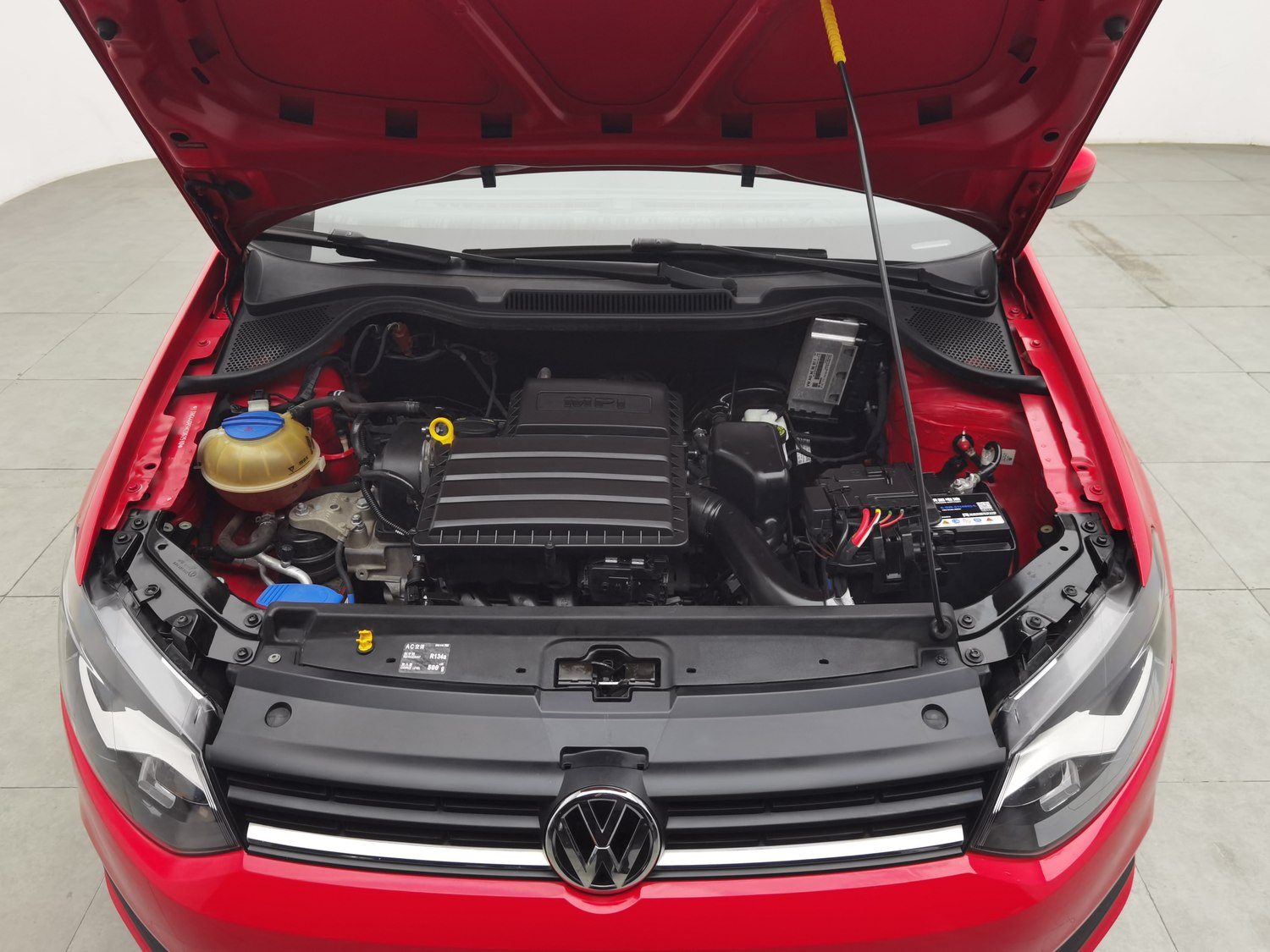 Used Volkswagen Polo 2016 1.4 MT