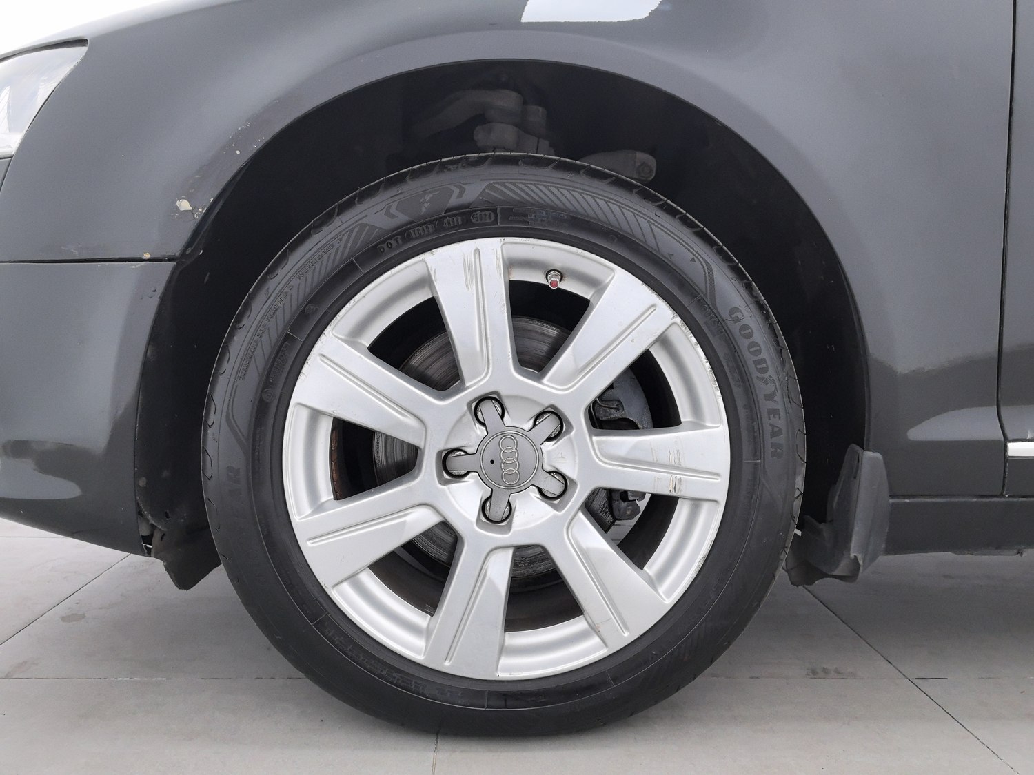 Used Audi A6L 2011 2.4 AT