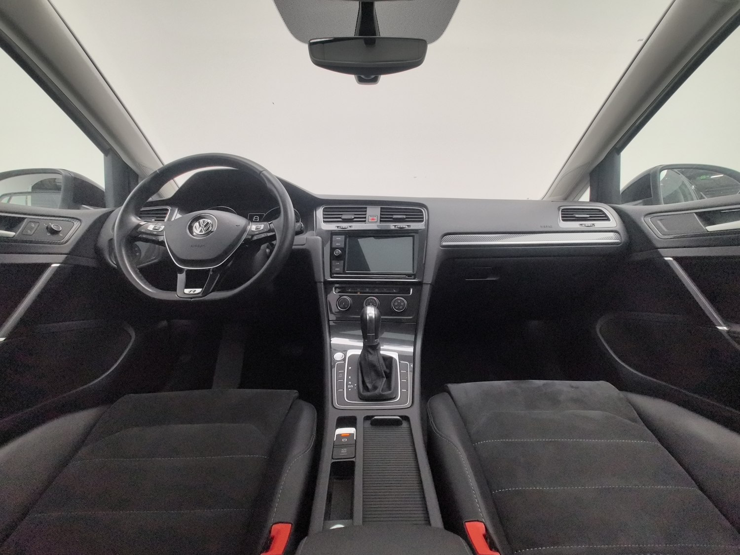 Used Volkswagen Golf 2019 1.4 AT