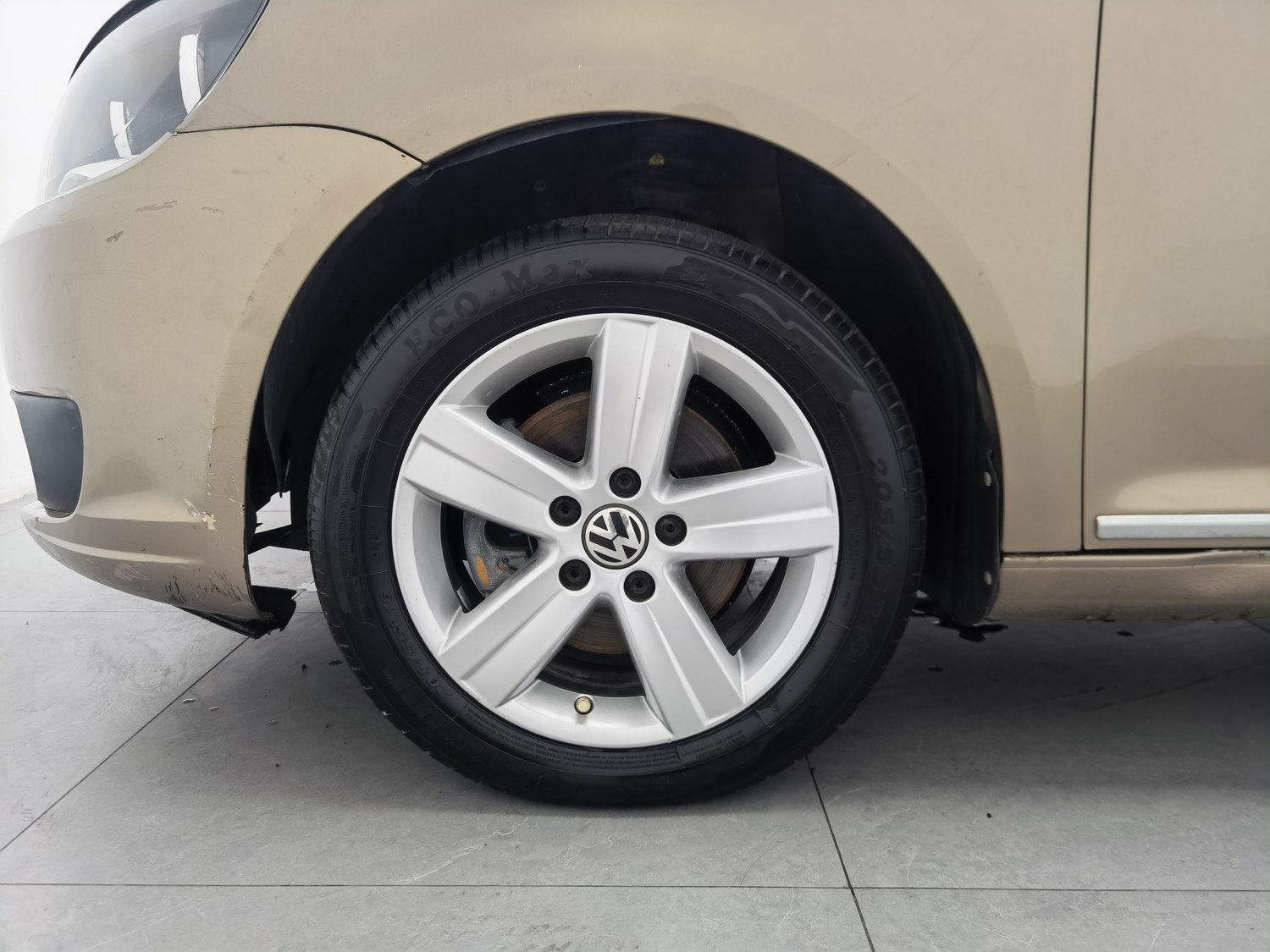 Used Volkswagen Touran 2015 1.4 AT