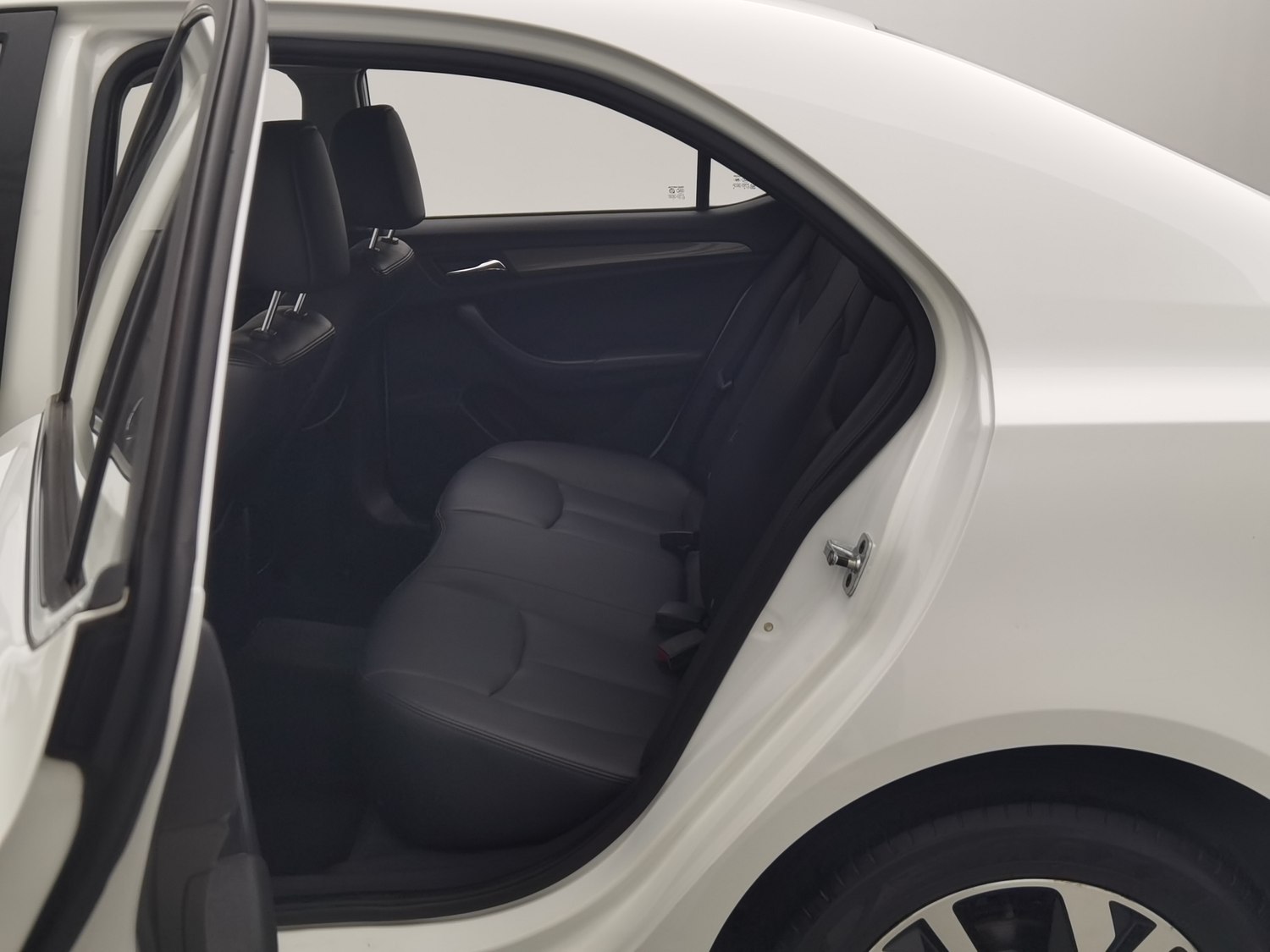 Used Roewe 360 2017 1.5 AT