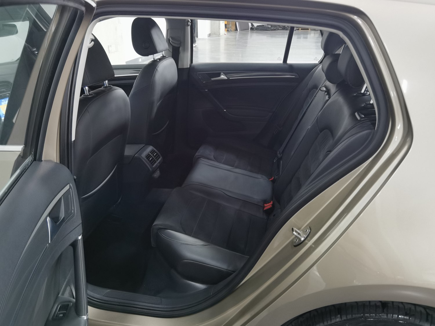 Used Volkswagen Golf 2019 1.4 AT