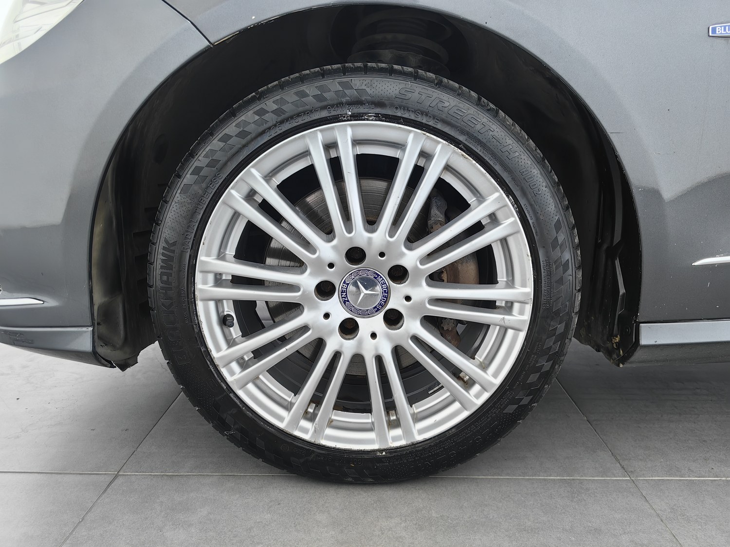 Used Mercedes-Benz E-Class 2010 1.8 AT