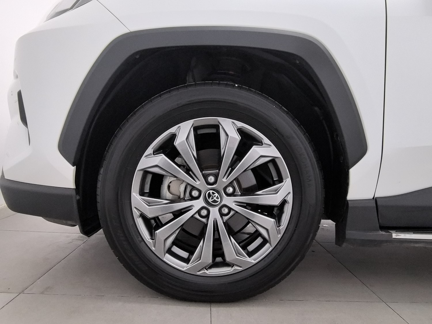 Used Toyota RAV4 2023 2.0 AT