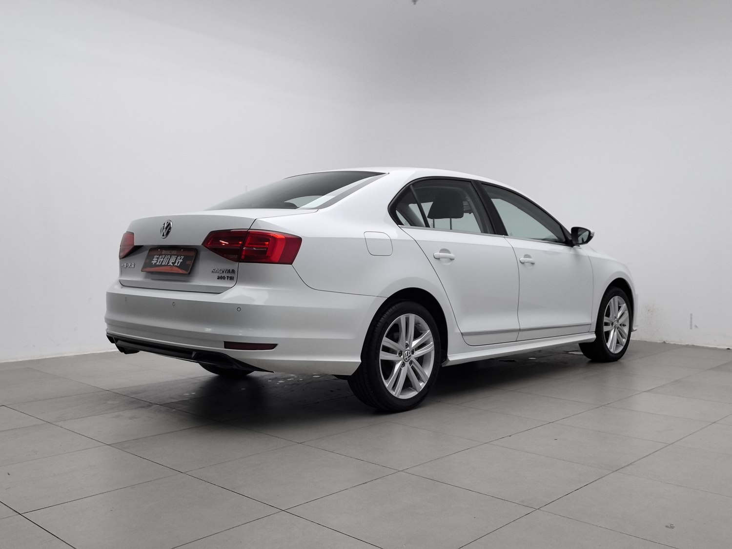 Used Volkswagen Sagitar 2018 1.4 AT