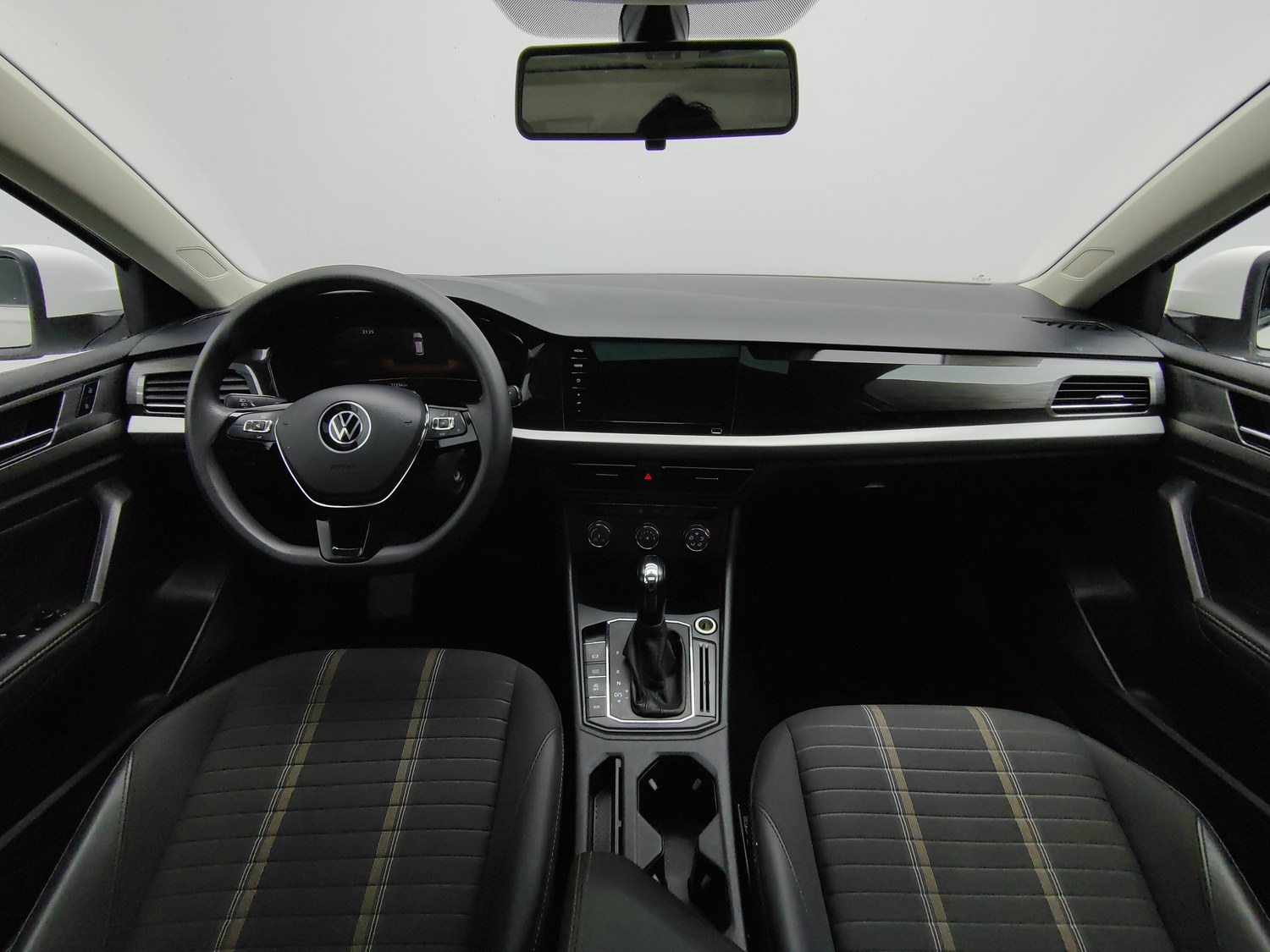 Used Volkswagen Lavida 2022 1.4 AT