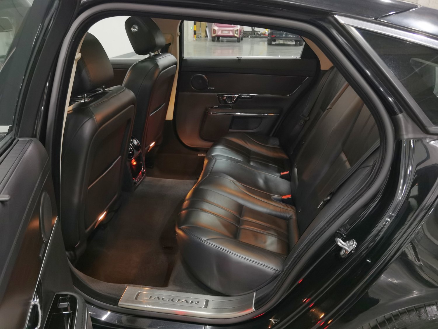 Used Jaguar XJ 2015 3.0 AT