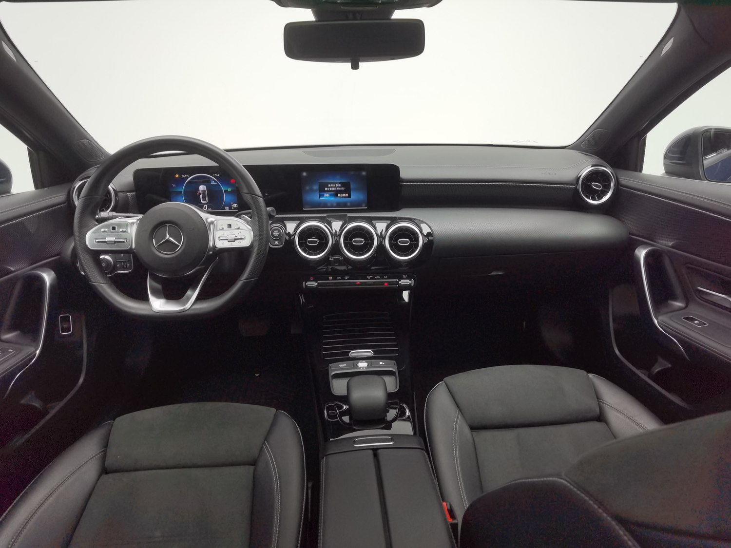 Used Mercedes-Benz A-Class 2019 1.3 AT